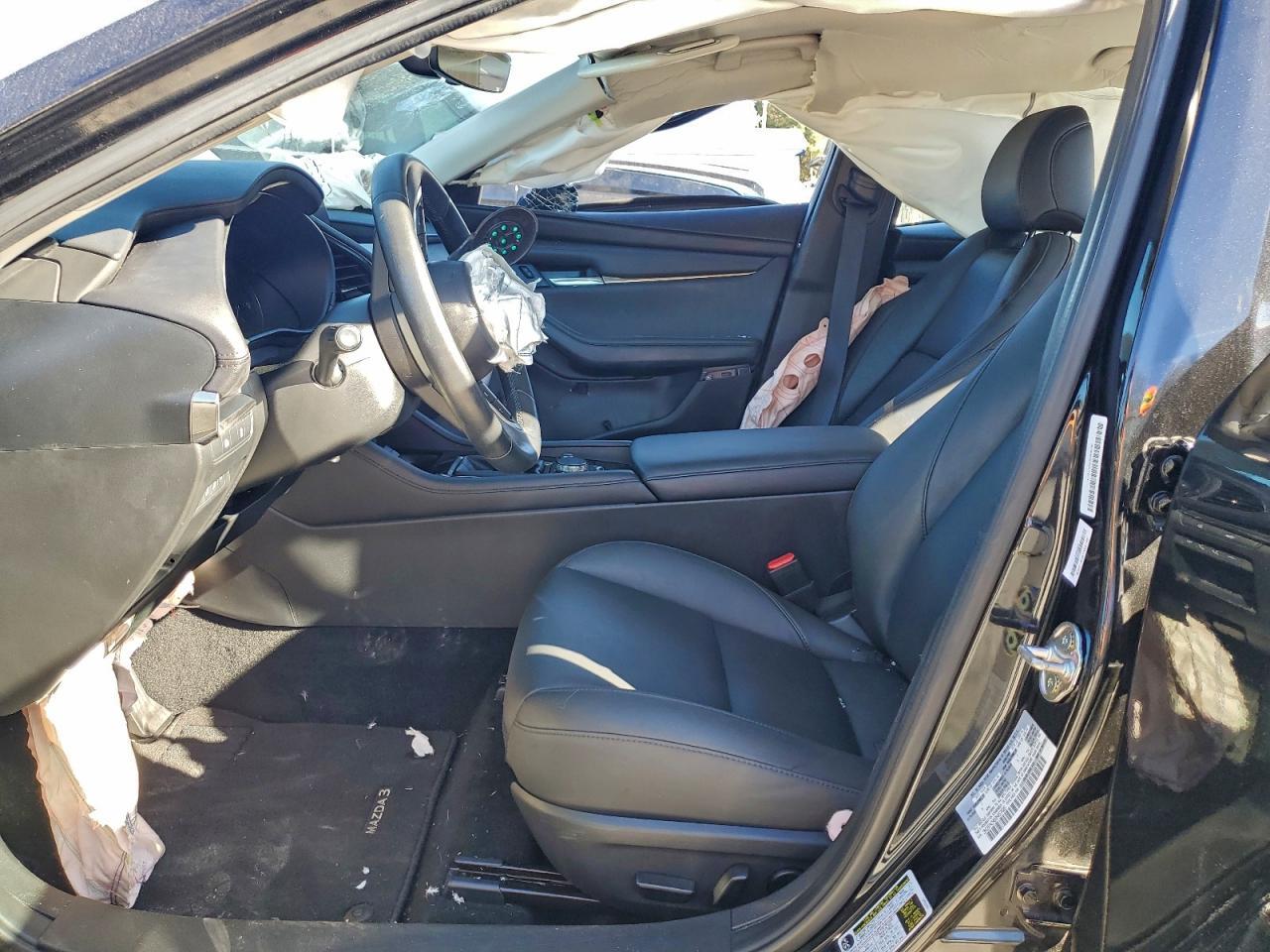 2025 MAZDA 3