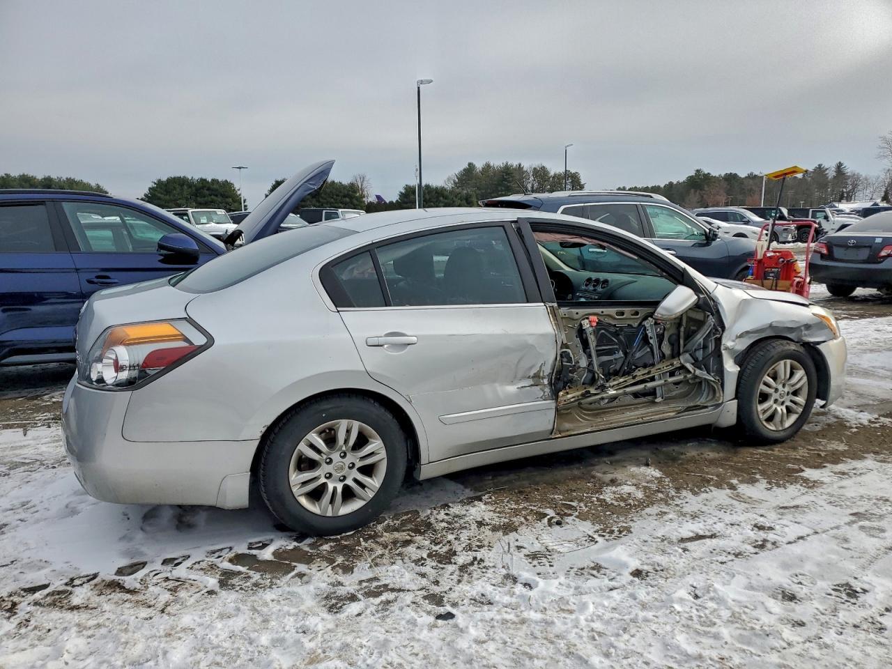 2011 NISSAN ALTIMA