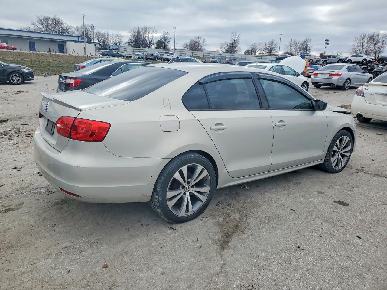 2011 VOLKSWAGEN JETTA