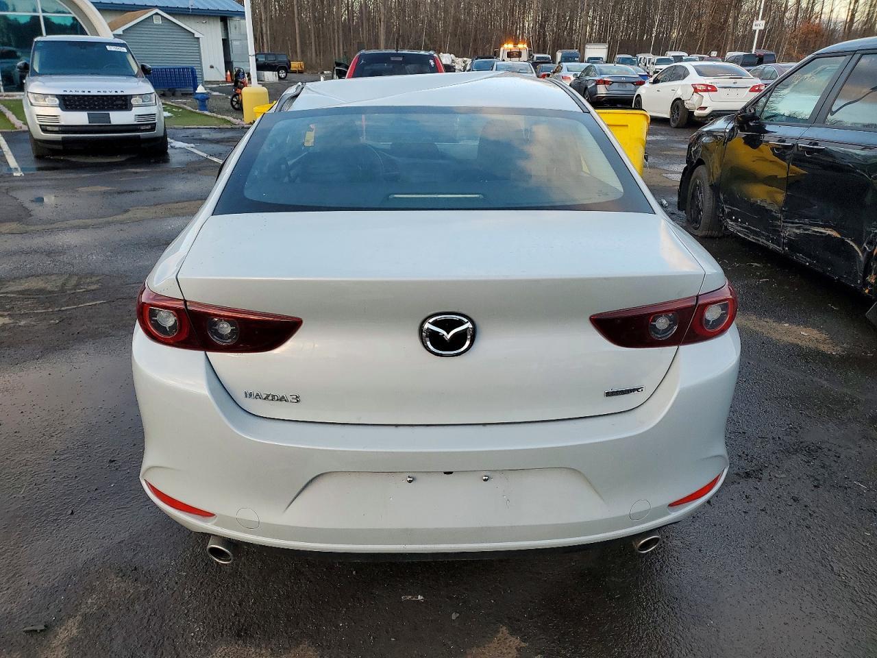2025 MAZDA 3
