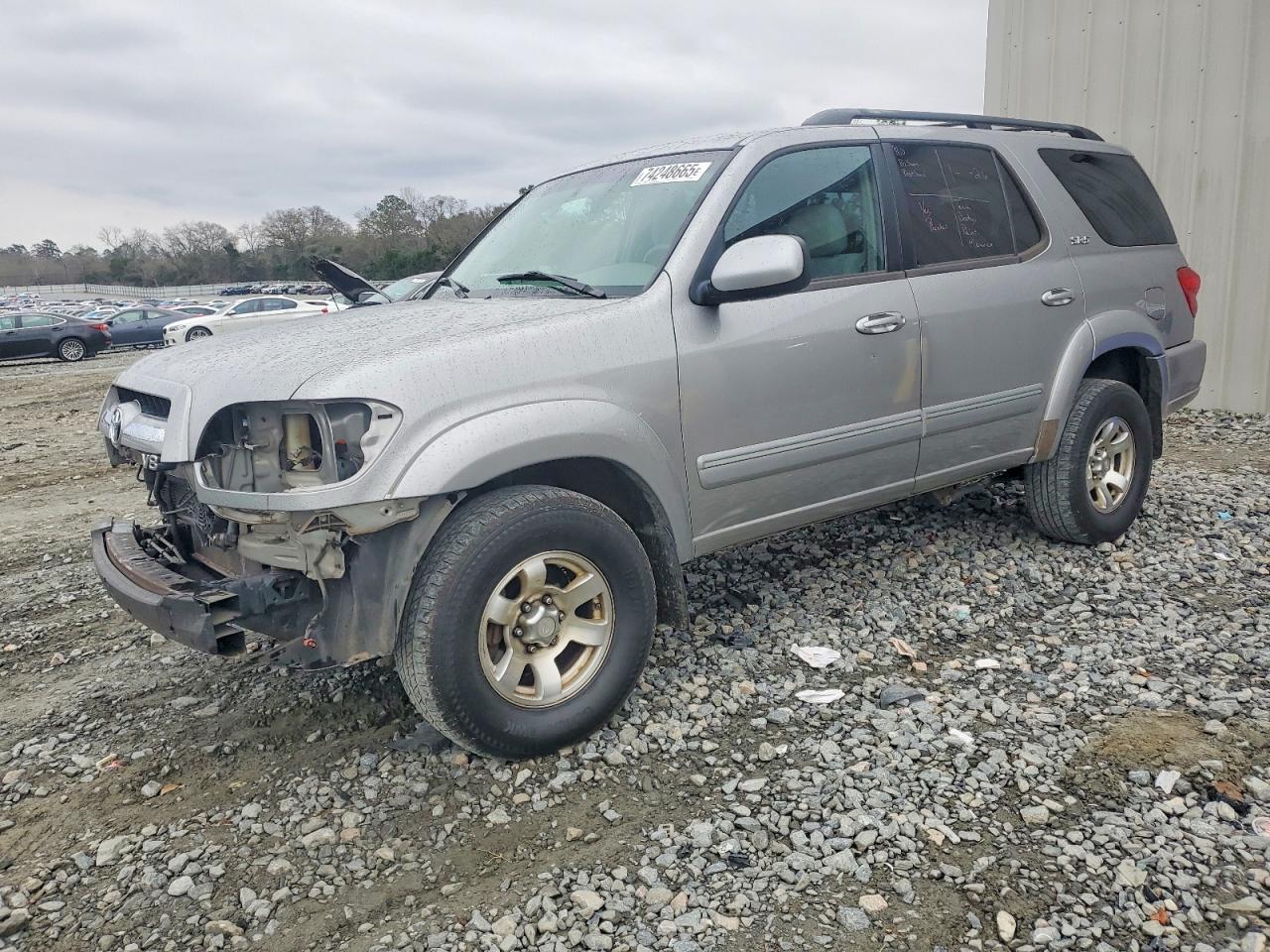 2005 TOYOTA Sequoia