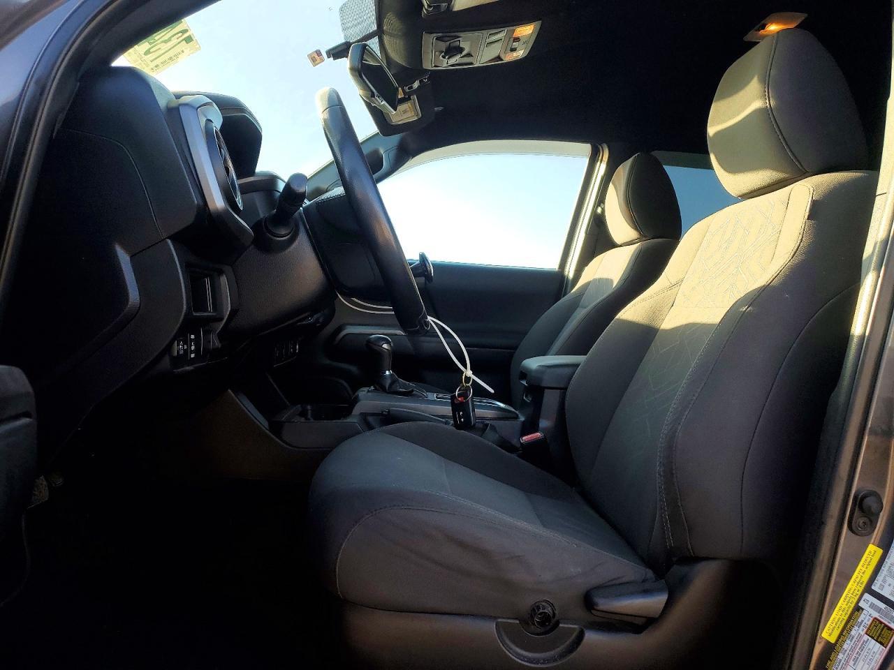 2016 TOYOTA TACOMA