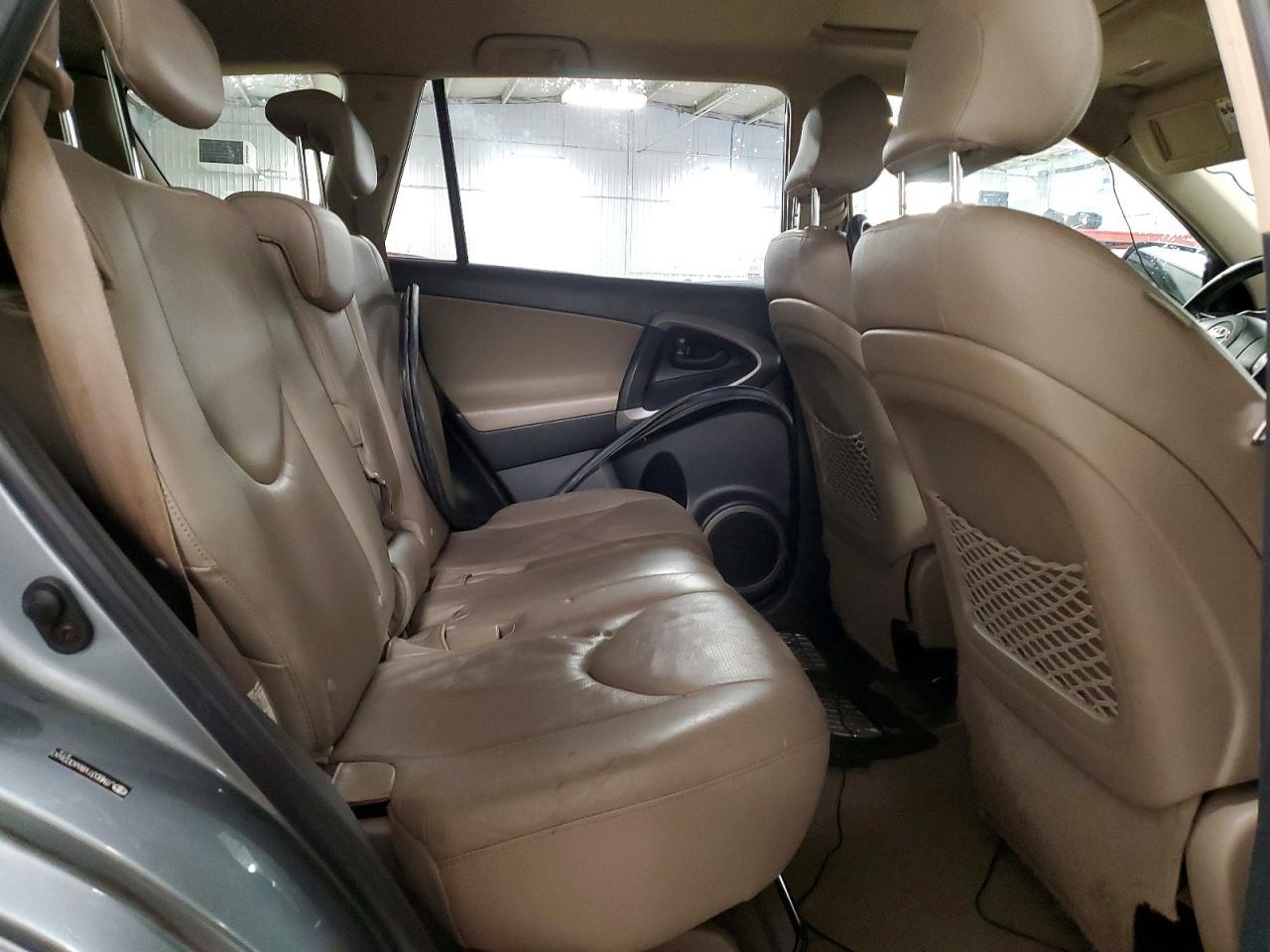2006 TOYOTA RAV4