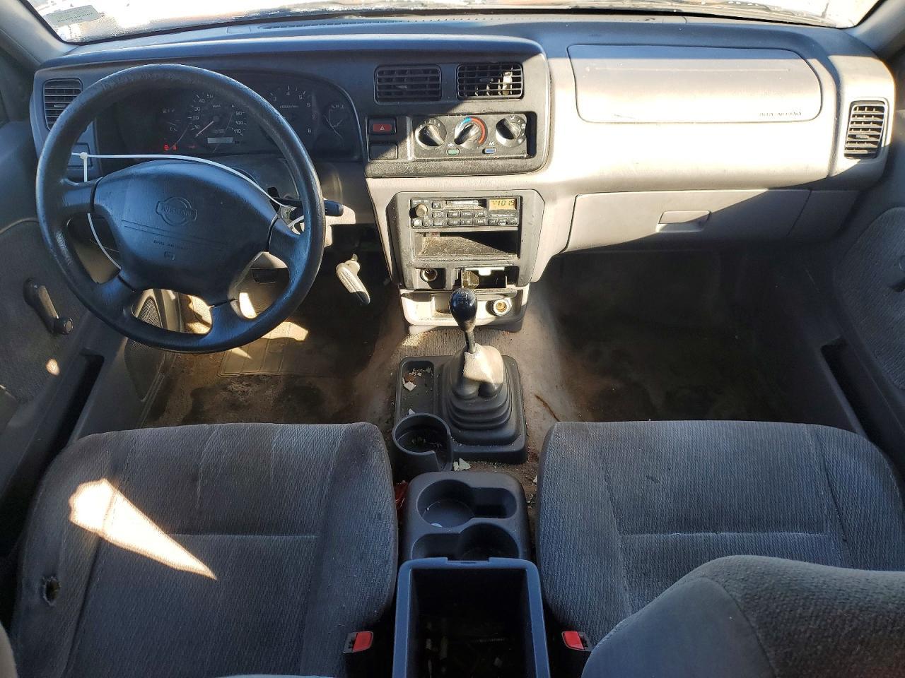 2000 NISSAN Frontier
