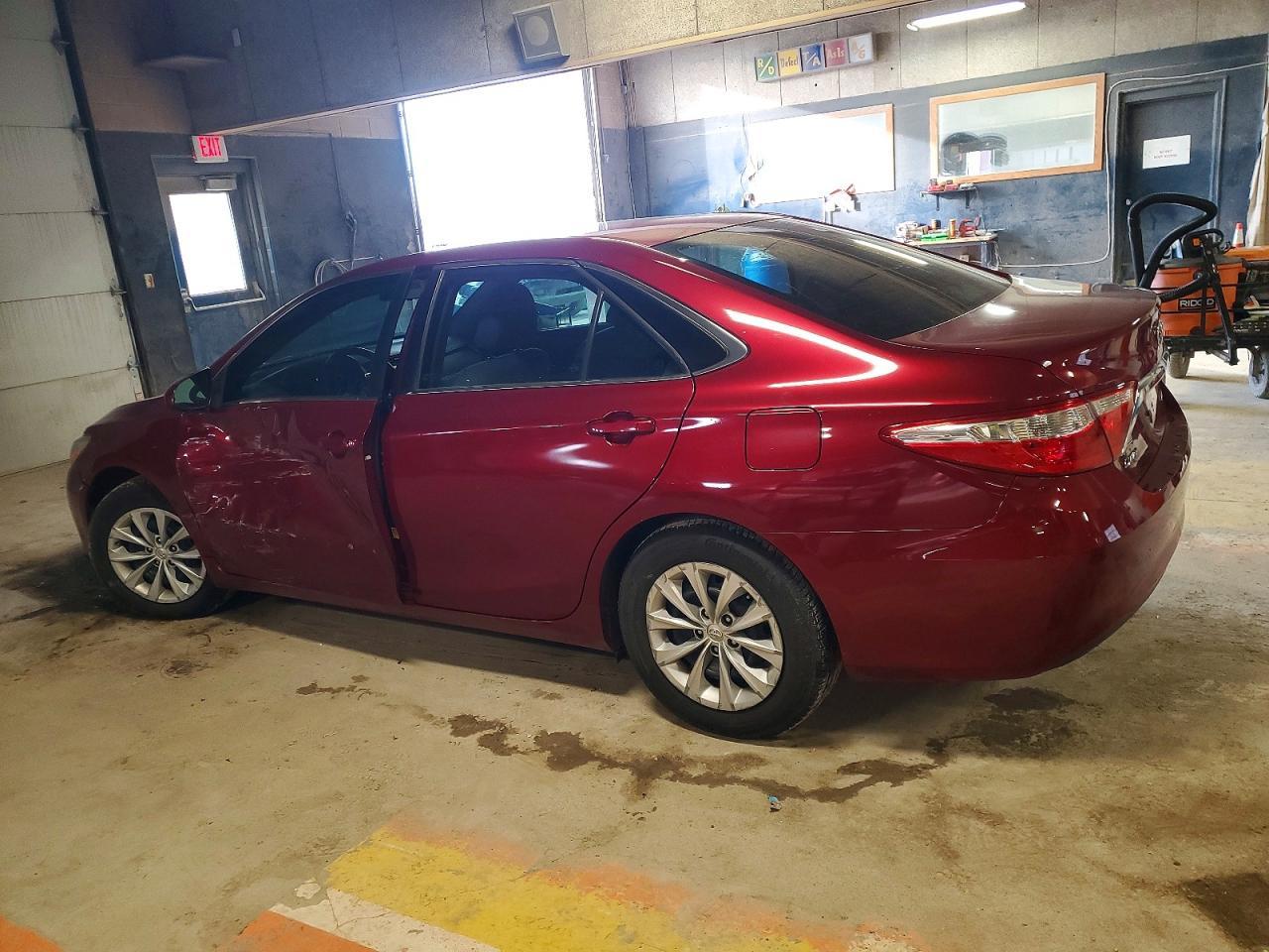 2015 TOYOTA CAMRY