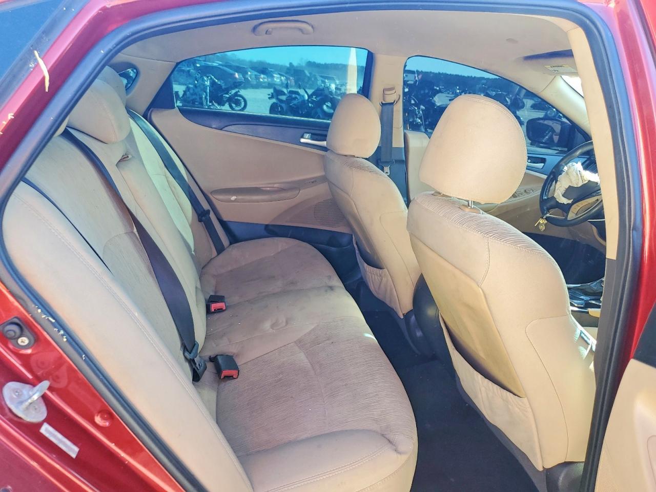2011 HYUNDAI SONATA