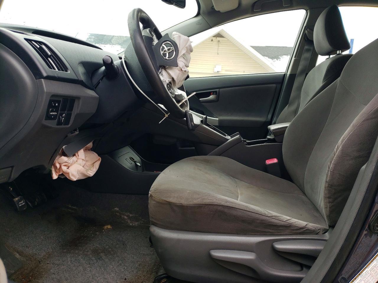 2011 TOYOTA PRIUS