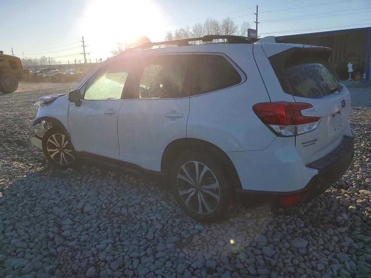 2021 SUBARU FORESTER