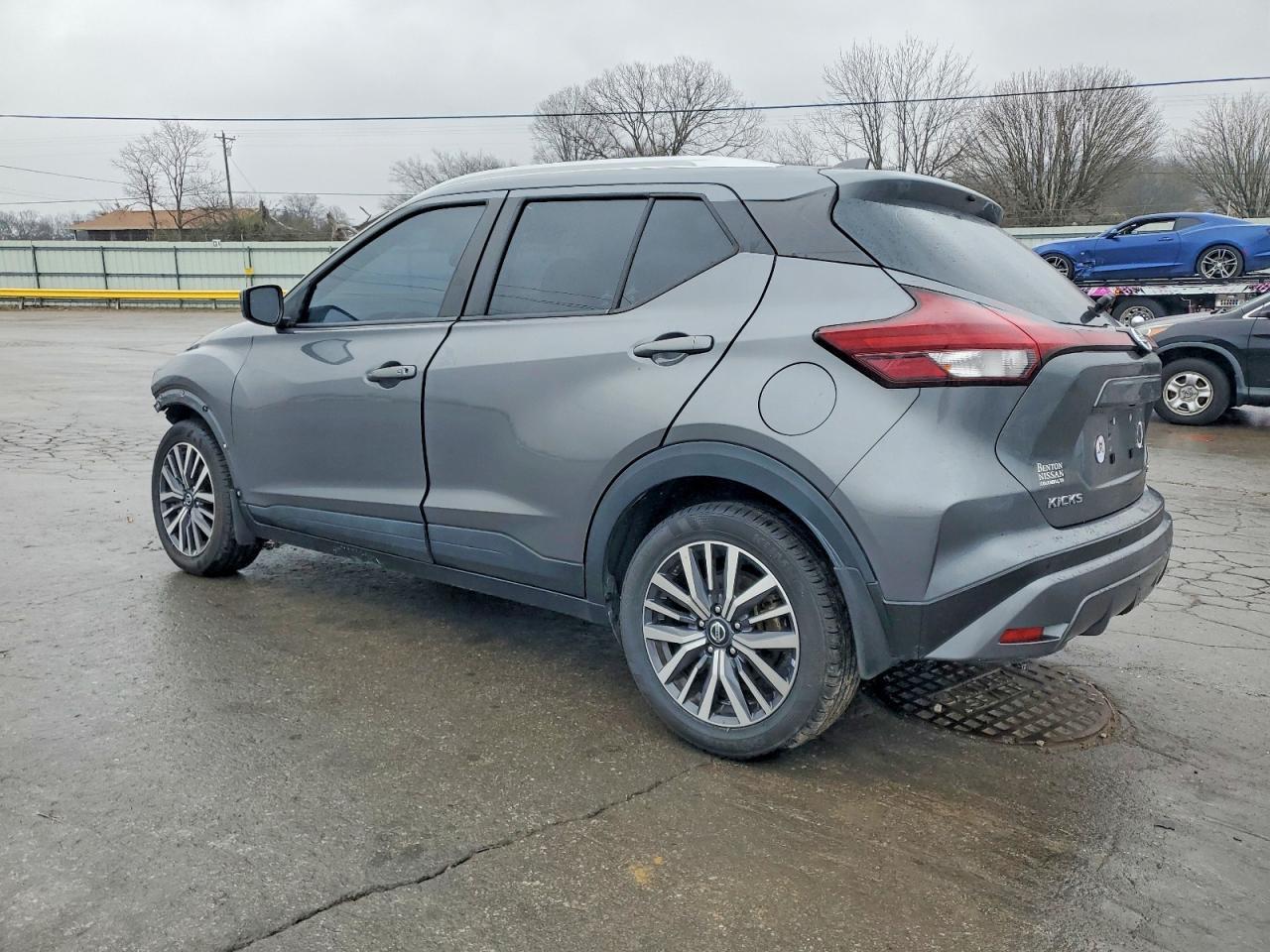 2021 NISSAN KICKS