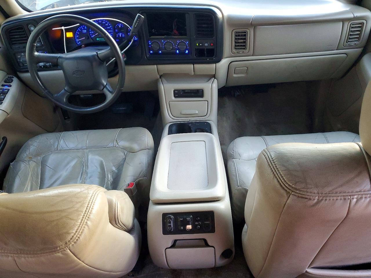 2002 CHEVROLET Tahoe