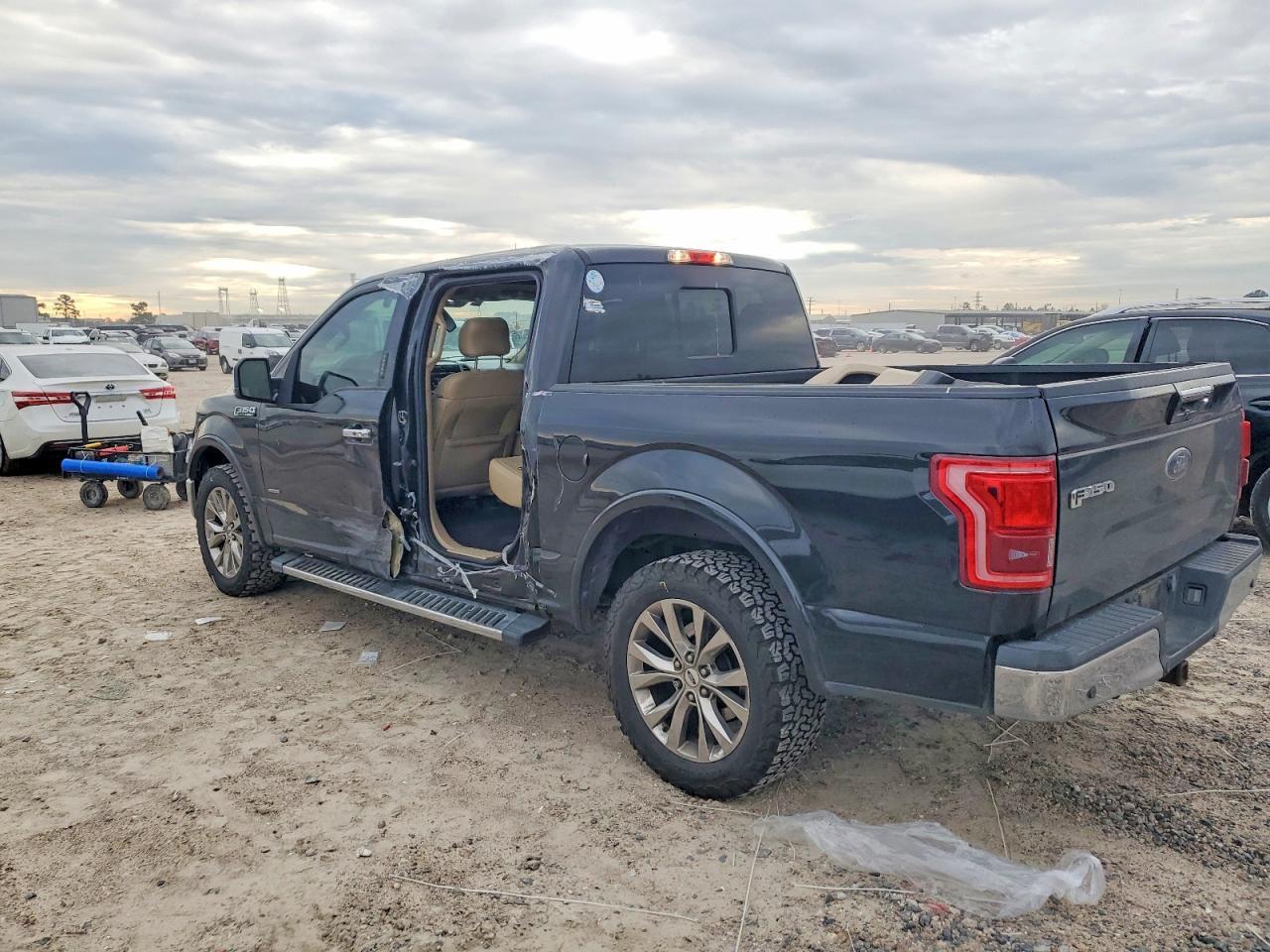 2015 FORD F-150