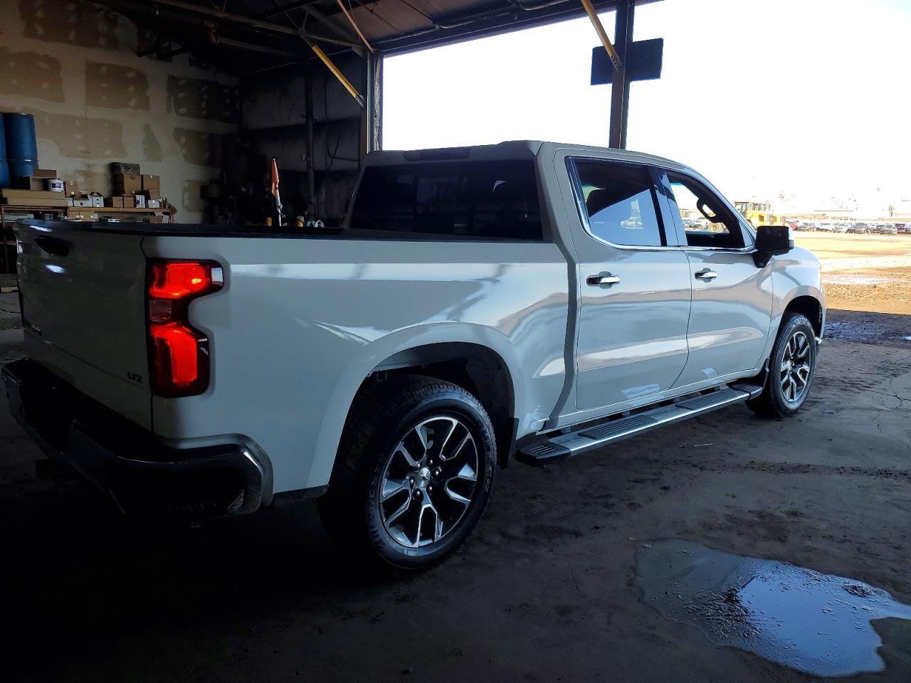 2023 CHEVROLET Silverado