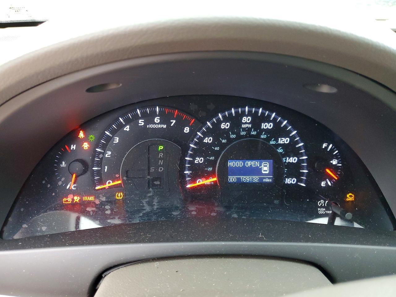 2010 TOYOTA CAMRY