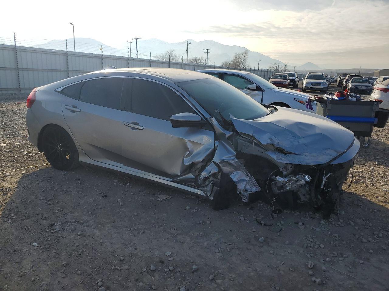 2016 HONDA CIVIC