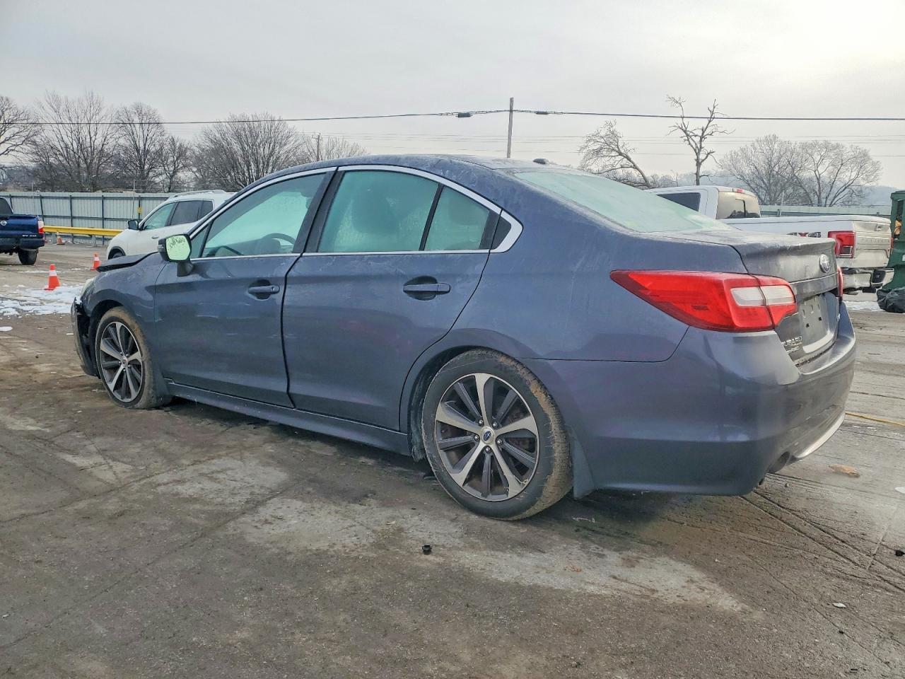2015 SUBARU Legacy