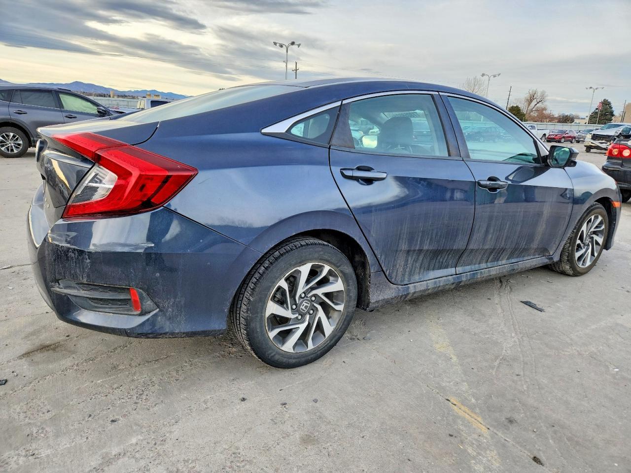 2016 HONDA CIVIC