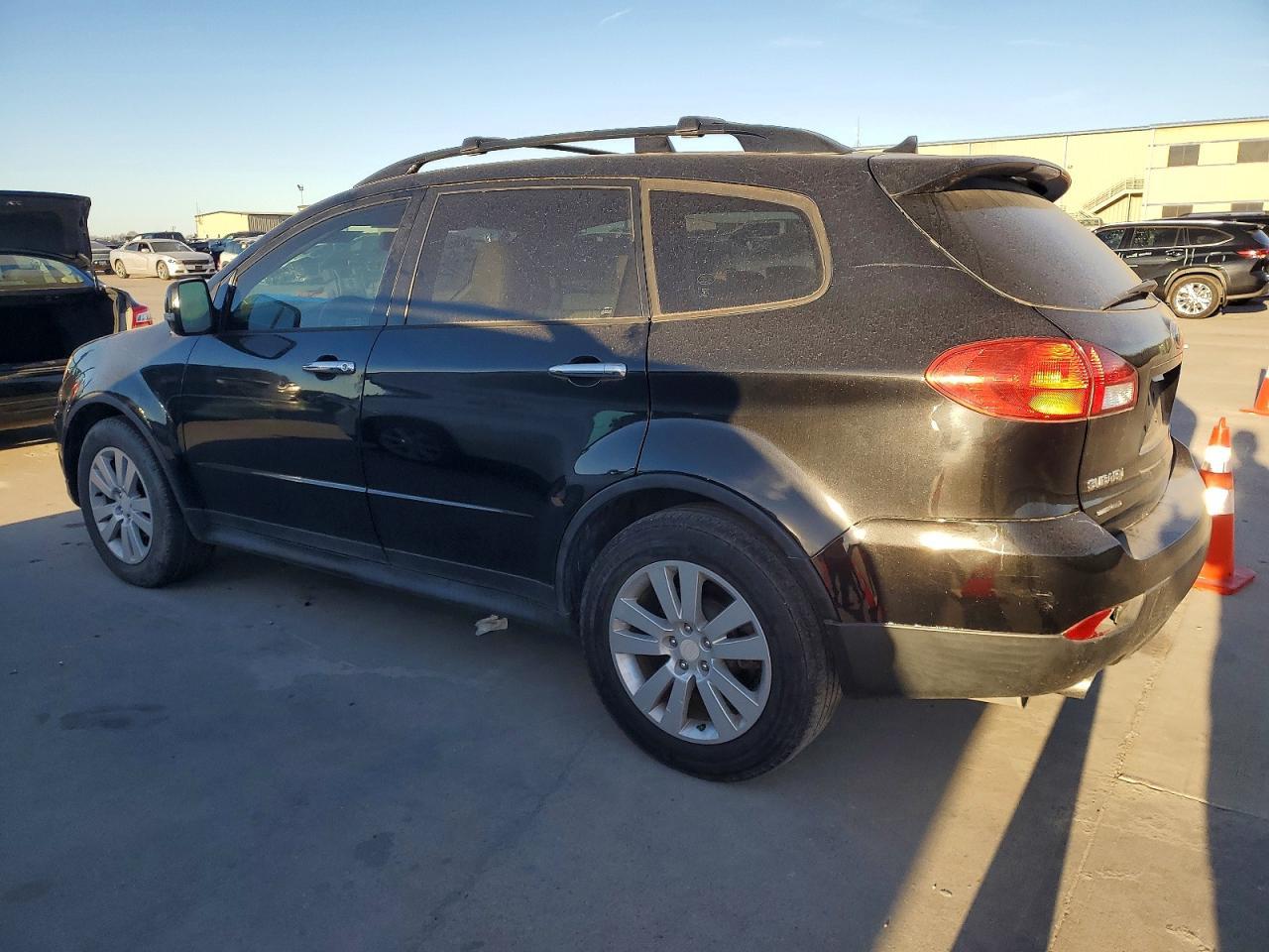 2011 SUBARU Tribeca
