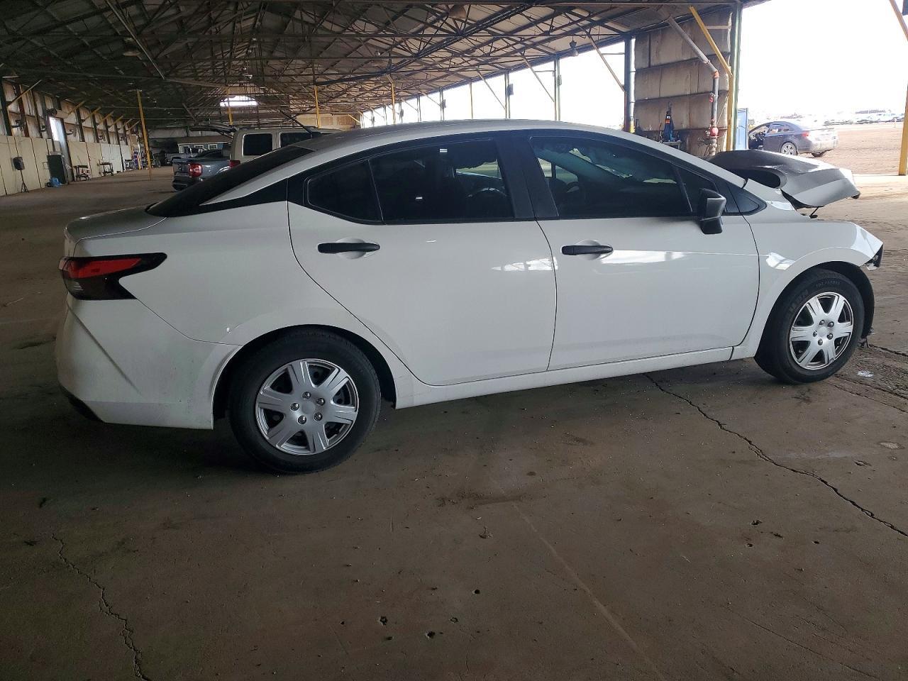 2022 NISSAN VERSA