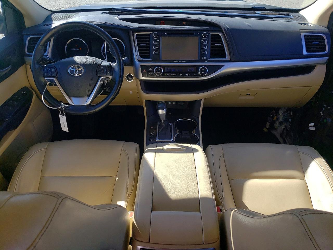 2017 TOYOTA HIGHLANDER