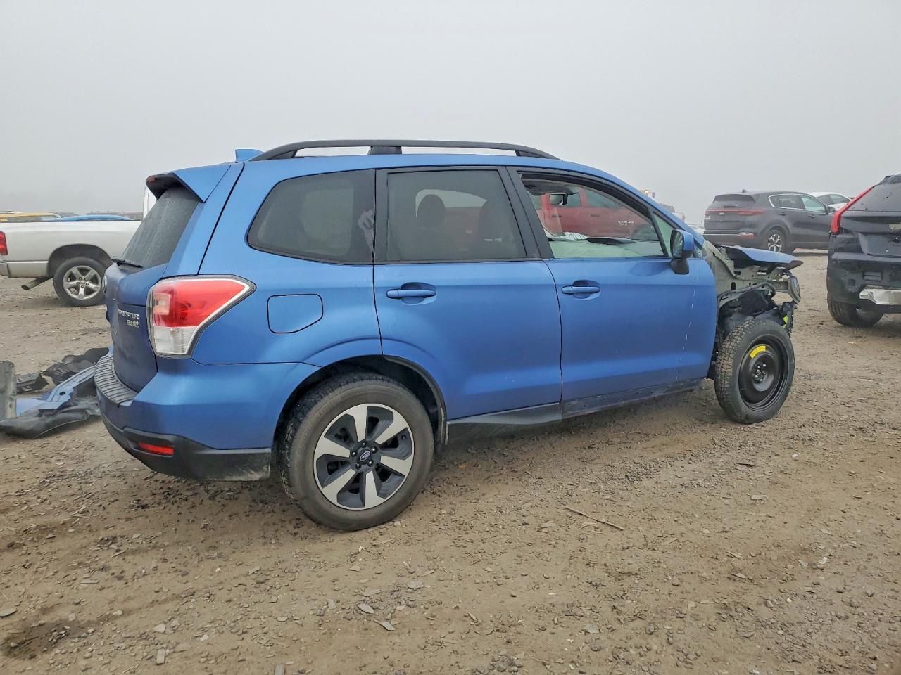 2017 SUBARU FORESTER
