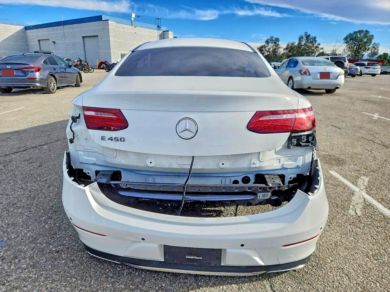 2022 MERCEDES-BENZ E-Class