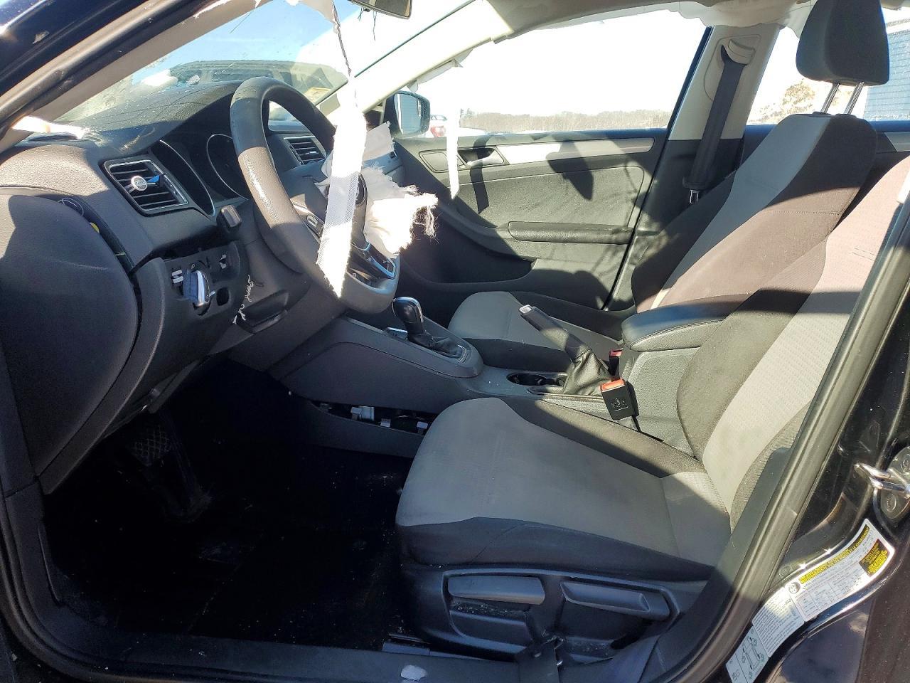 2017 VOLKSWAGEN JETTA