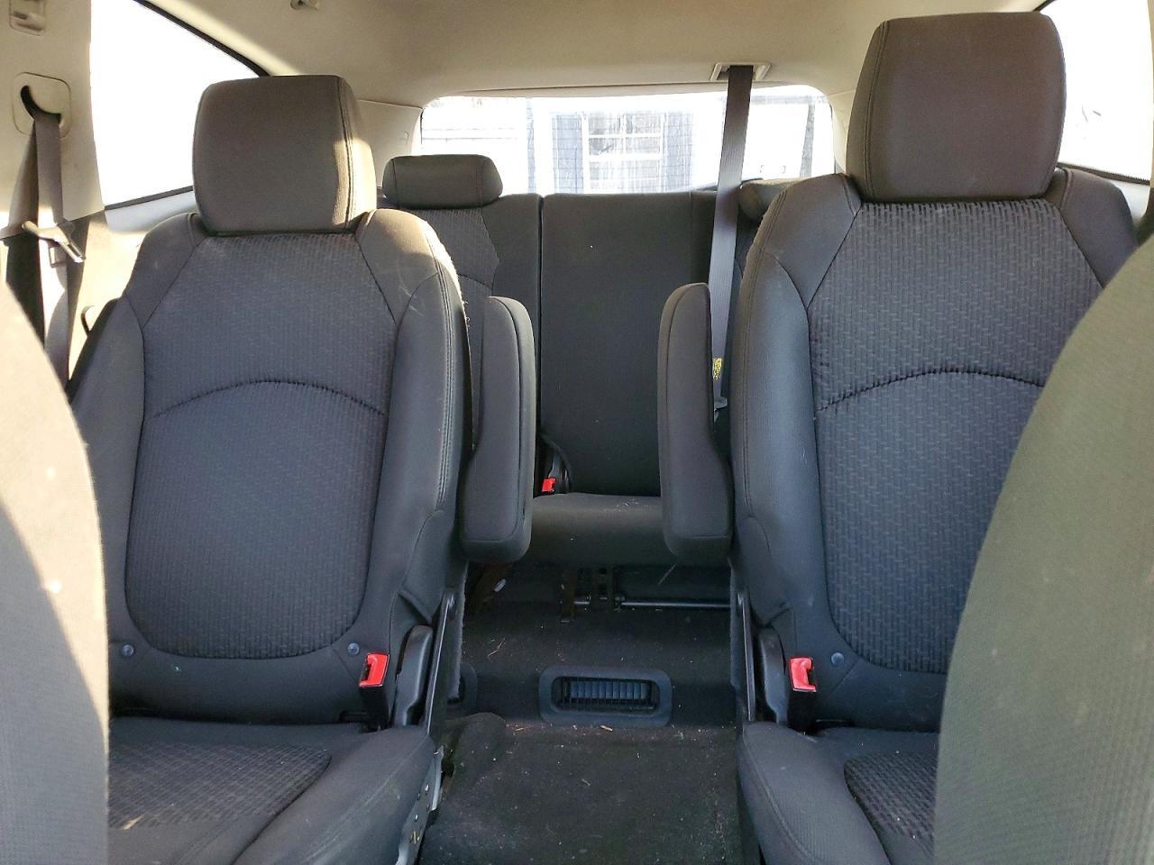 2011 CHEVROLET TRAVERSE