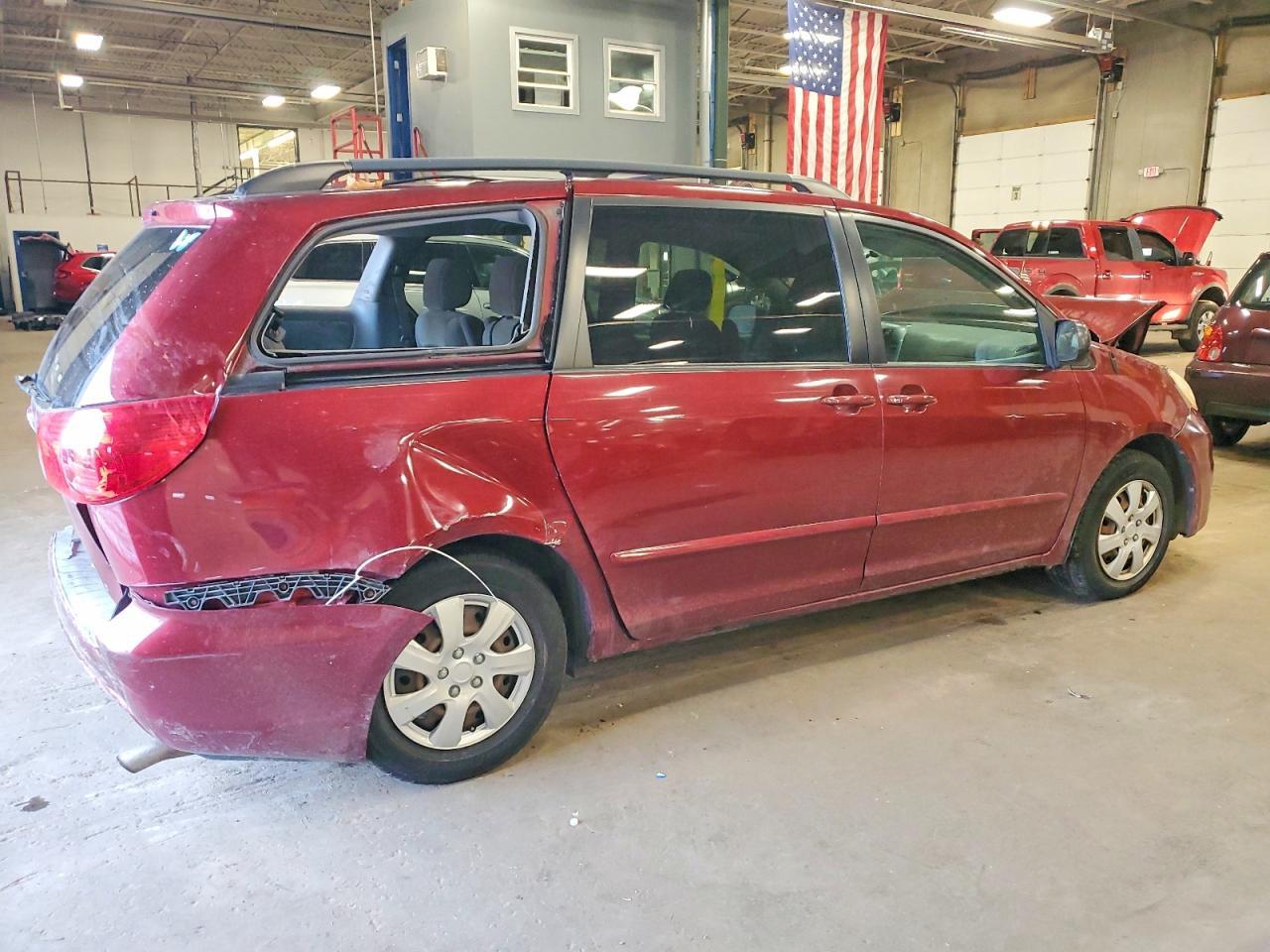 2007 TOYOTA SIENNA