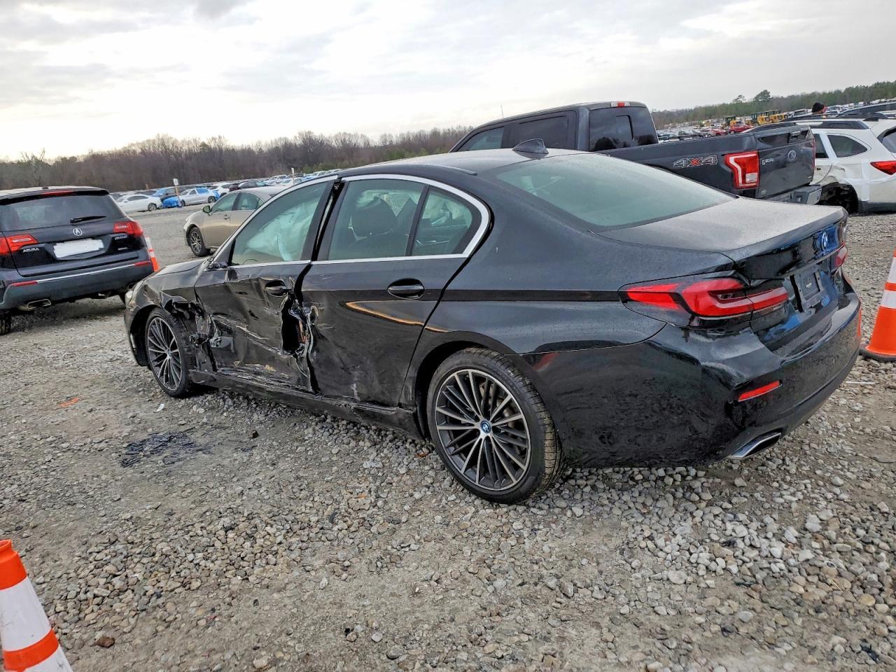 2023 BMW 530e
