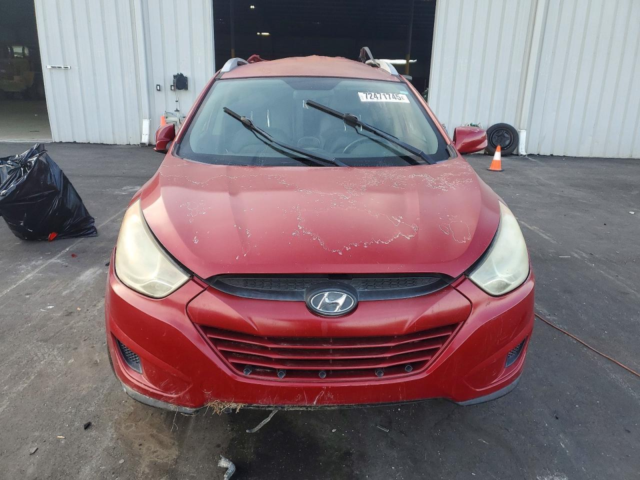 2011 HYUNDAI TUCSON
