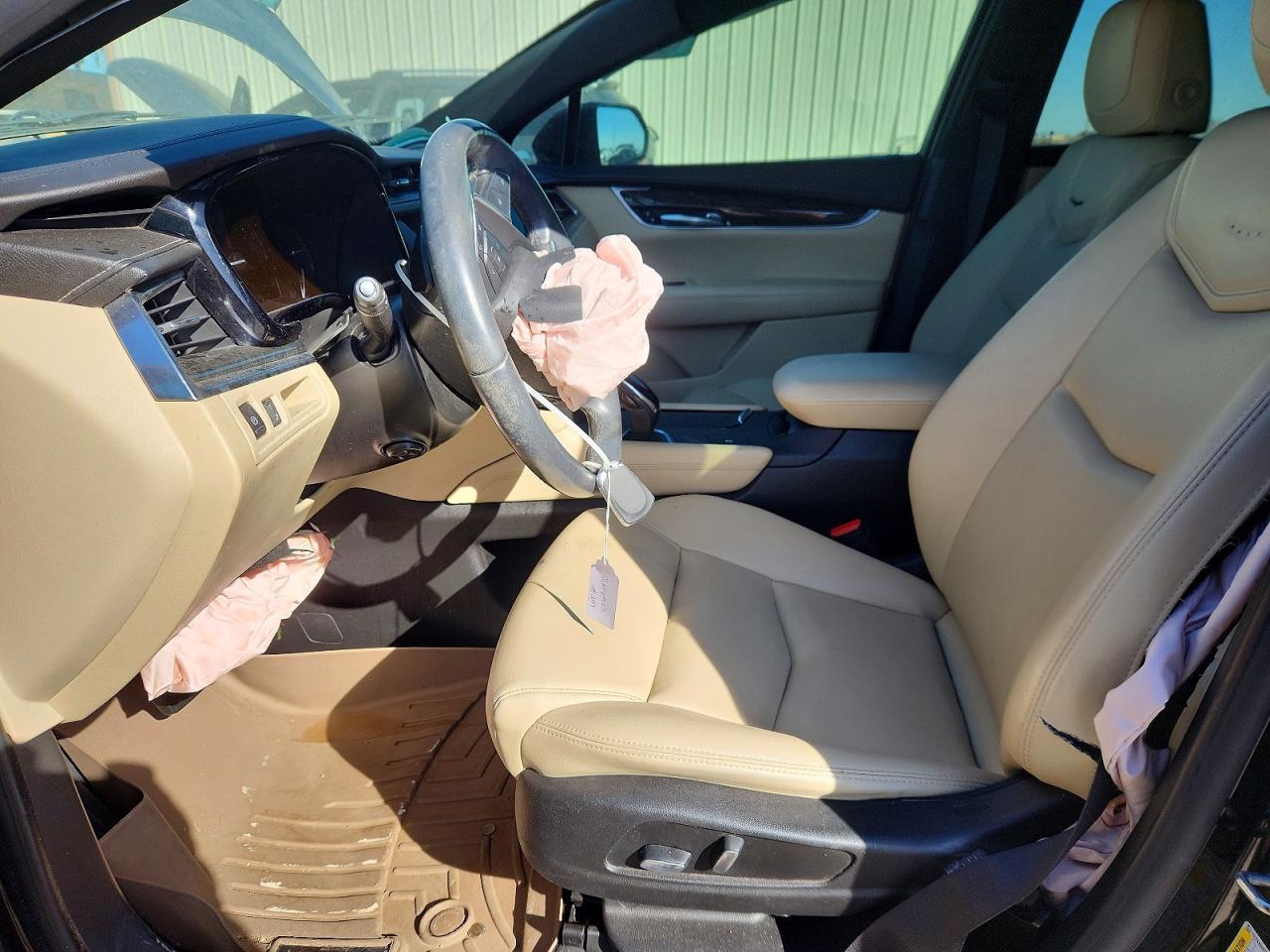 2017 CADILLAC XT5