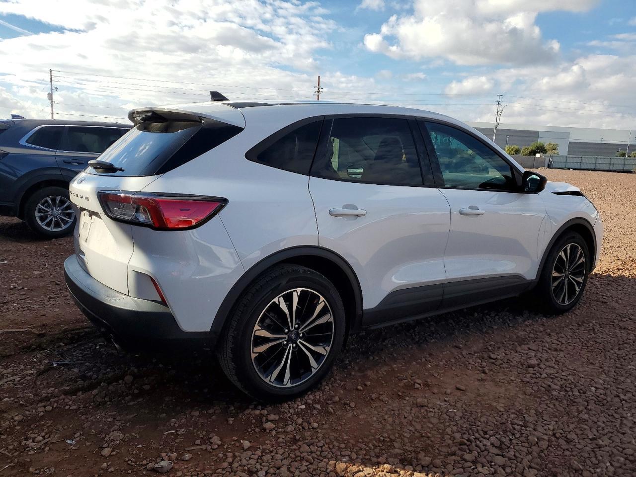 2021 FORD ESCAPE