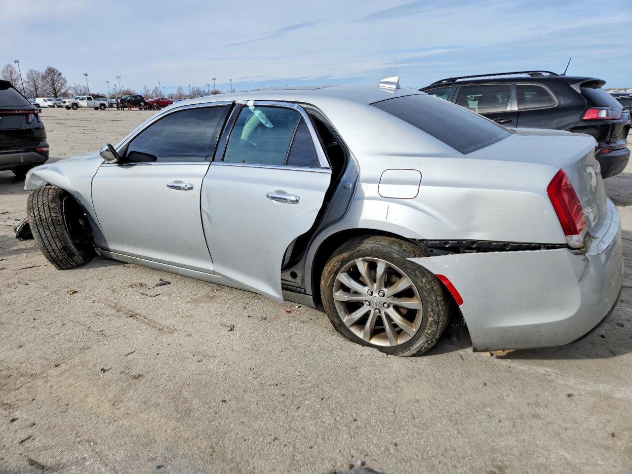 2020 CHRYSLER 300