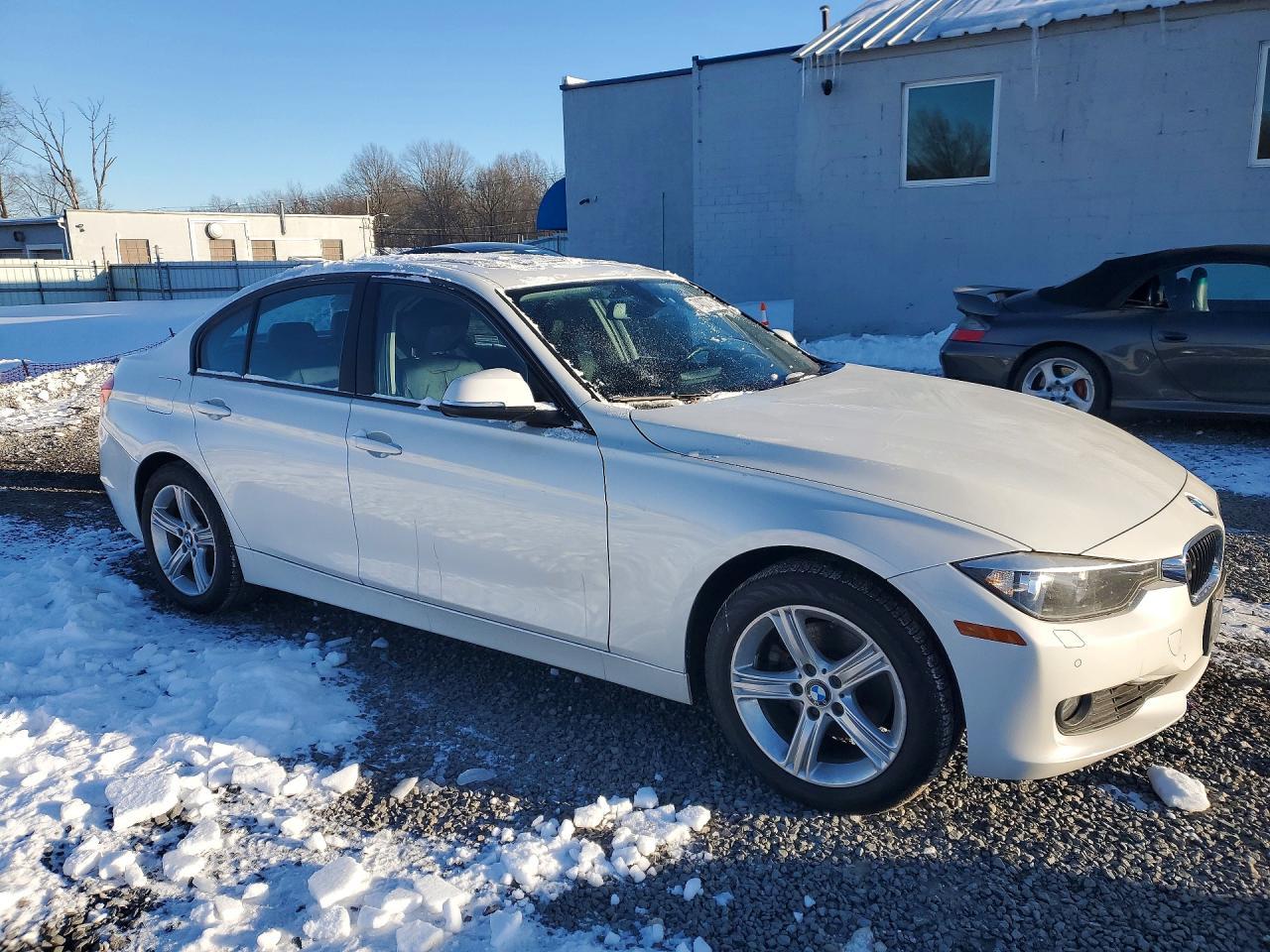 2013 BMW 3 SERIES