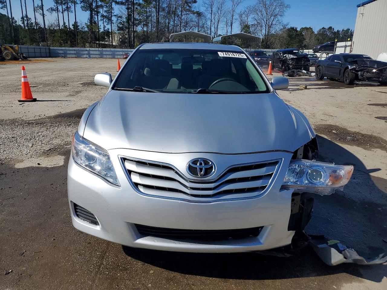 2010 TOYOTA CAMRY