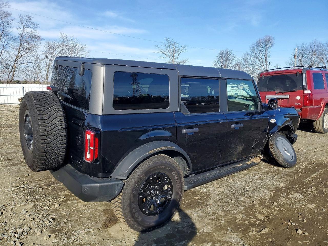 2023 FORD Bronco