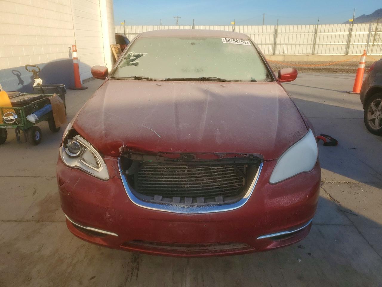 2013 CHRYSLER 200