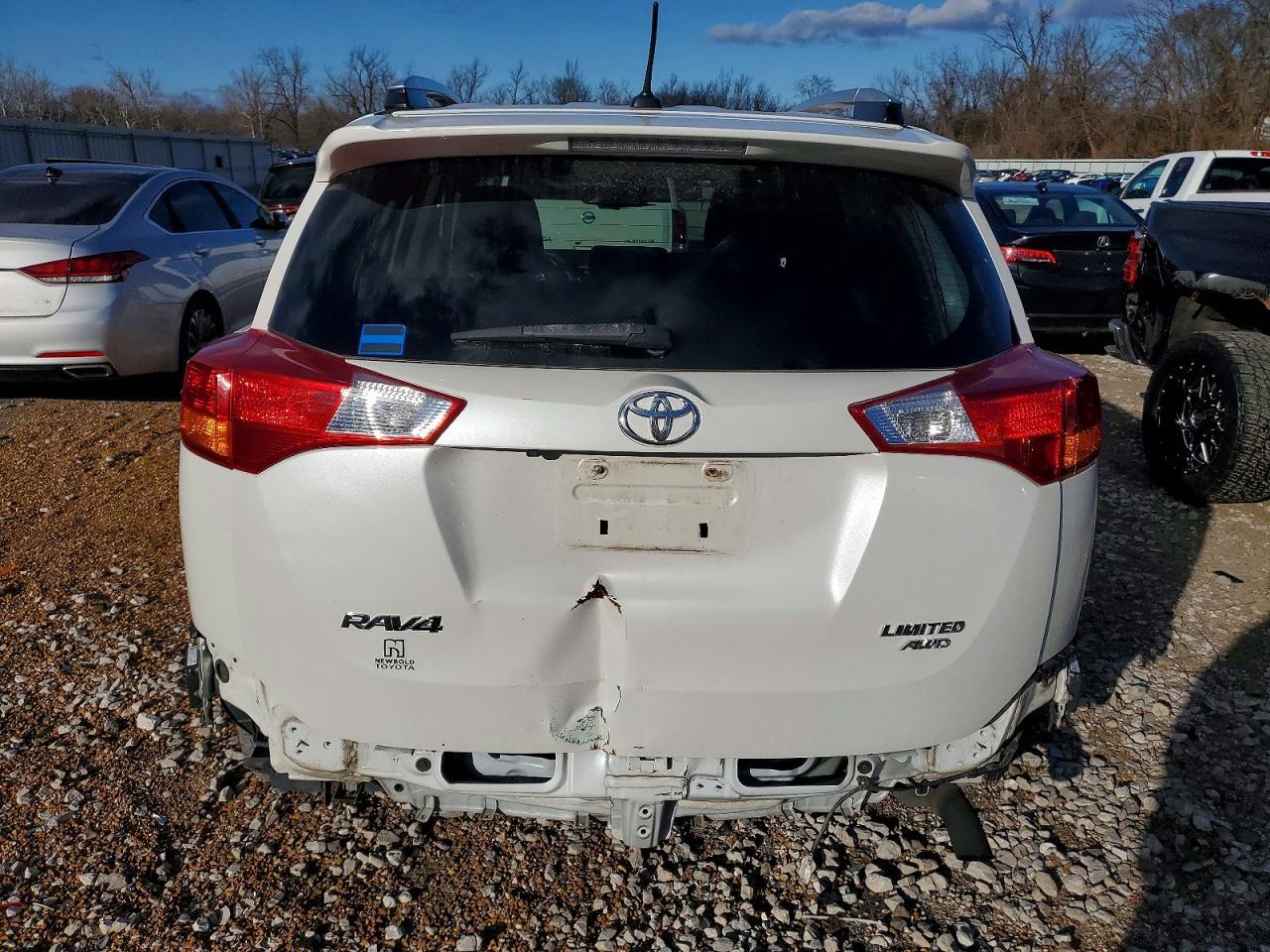 2015 TOYOTA RAV4