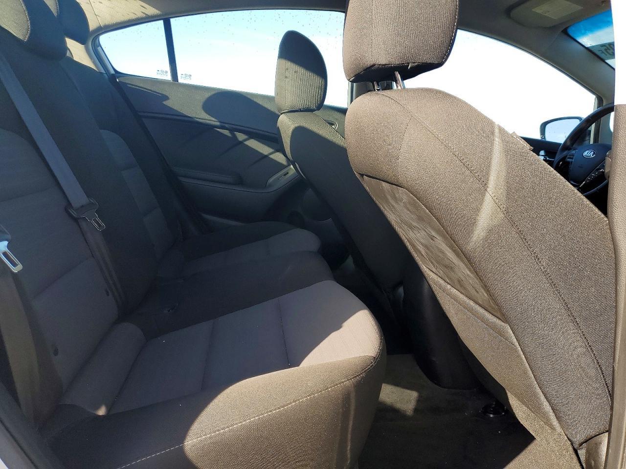 2017 KIA FORTE