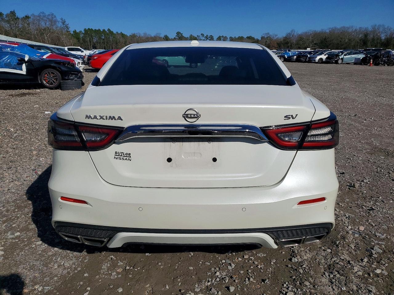 2023 NISSAN Maxima