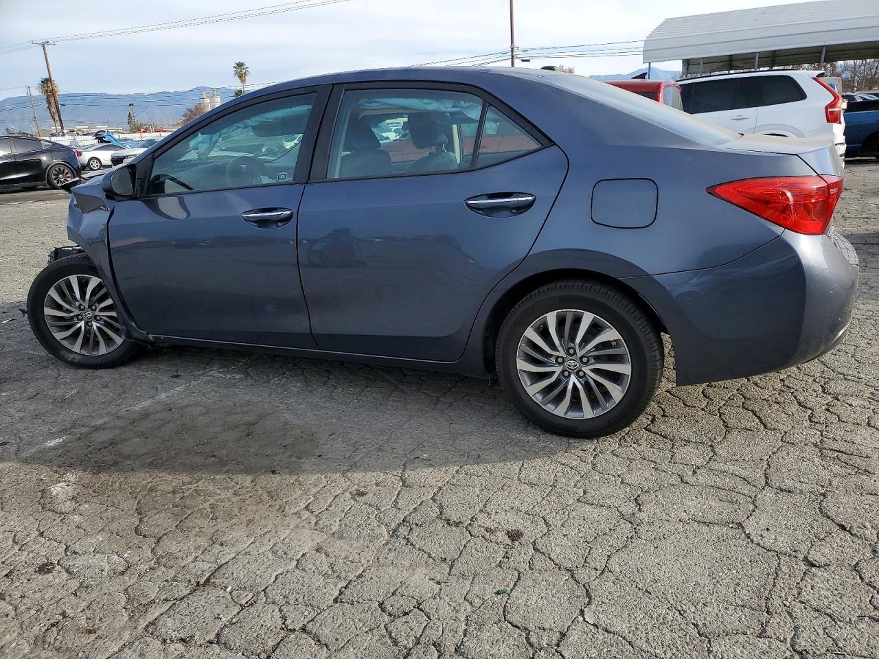 2018 TOYOTA COROLLA