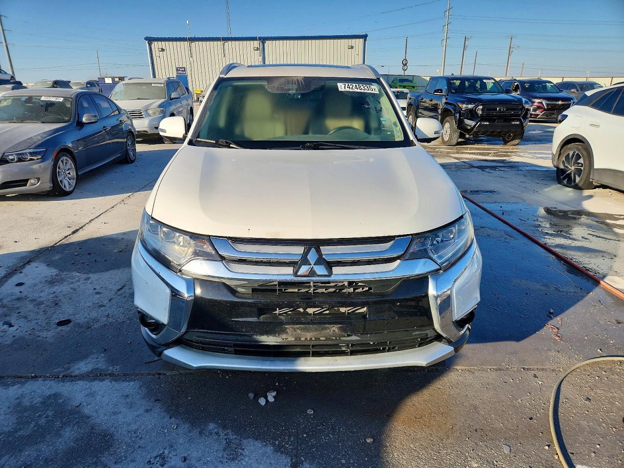 2017 MITSUBISHI outlander