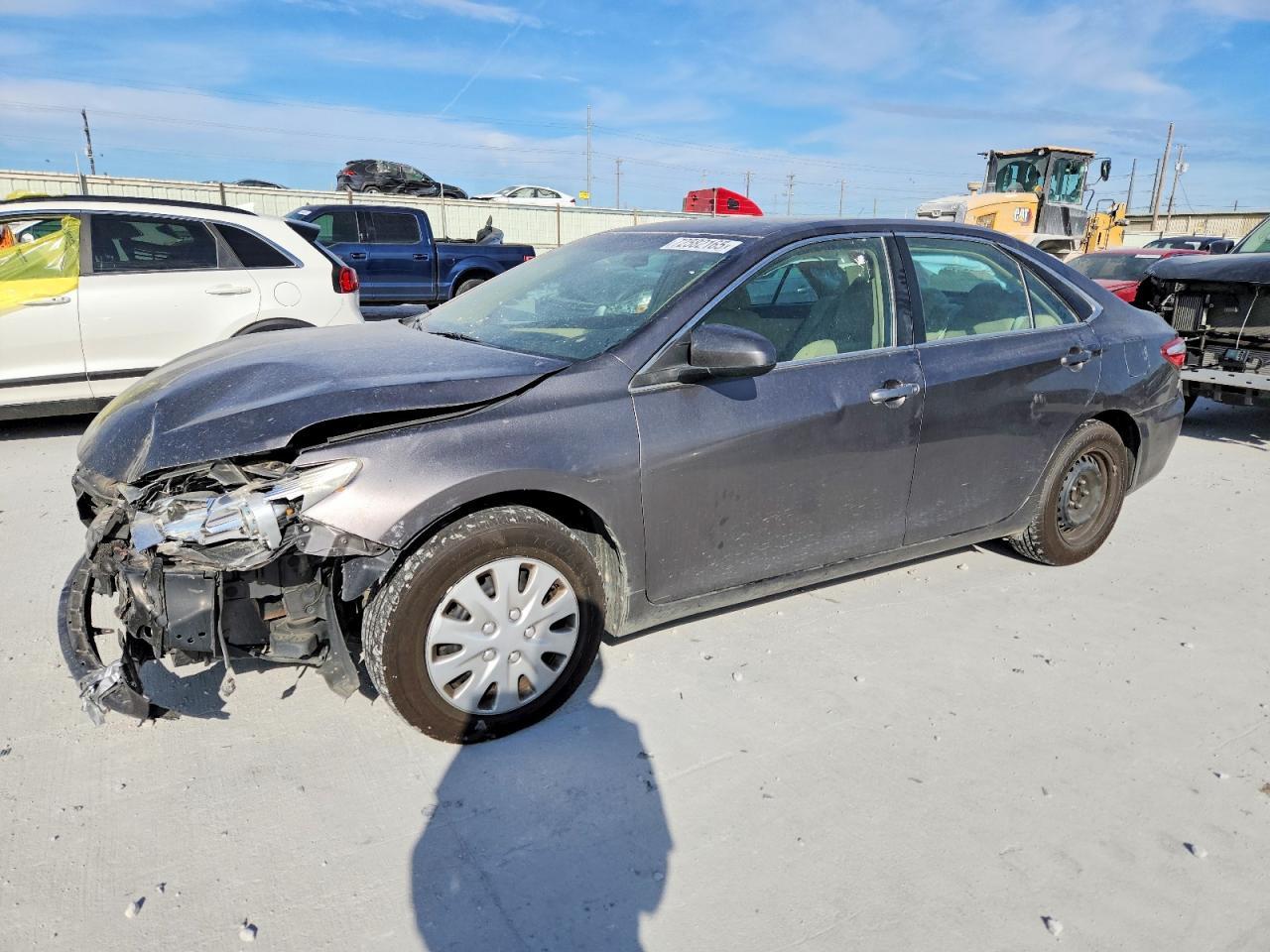 2017 TOYOTA CAMRY