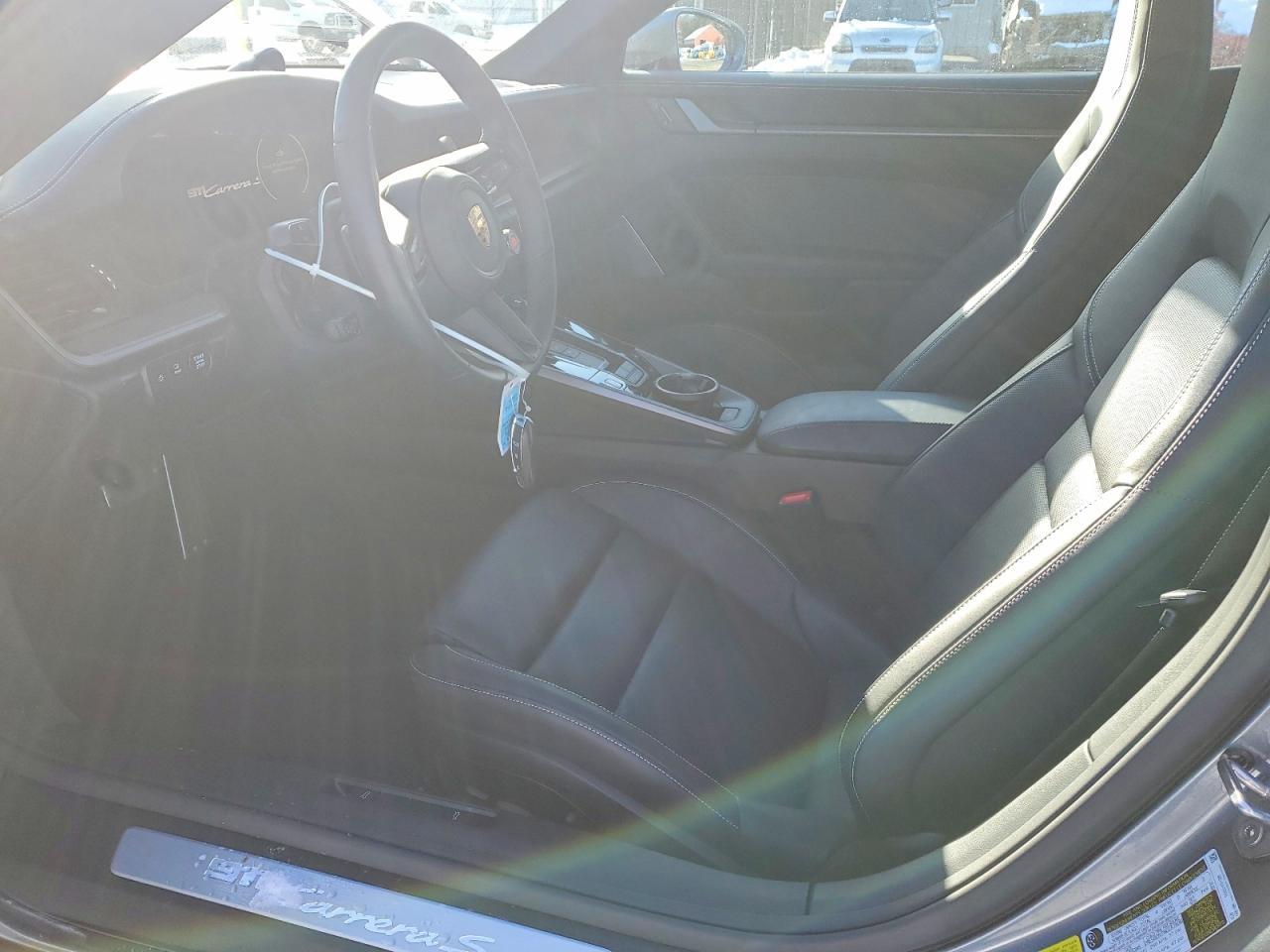 2025 PORSCHE 911