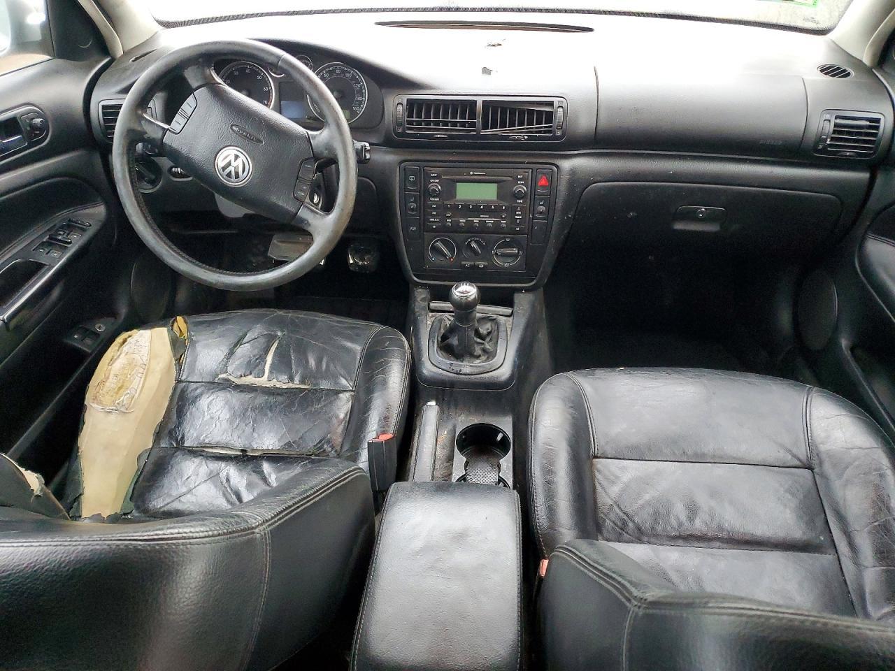 2003 VOLKSWAGEN Passat