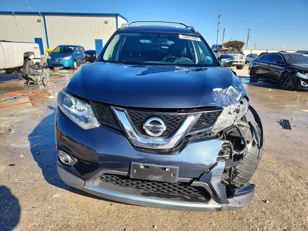 2014 NISSAN ROGUE