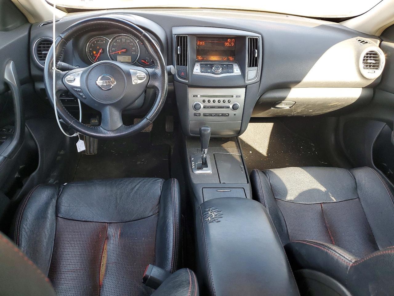 2012 NISSAN Maxima