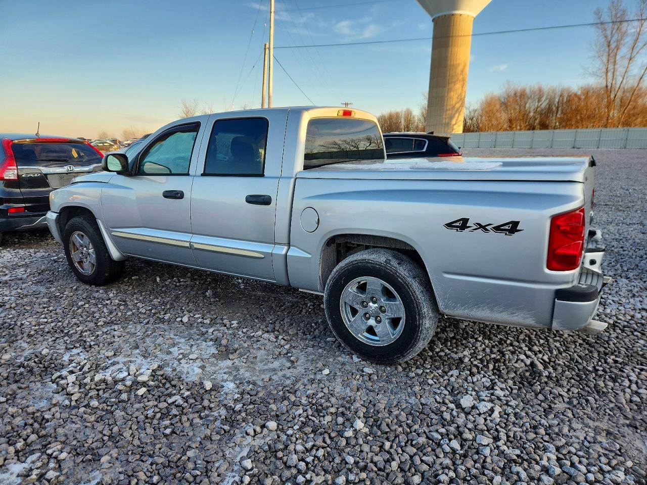 2005 DODGE Dakota