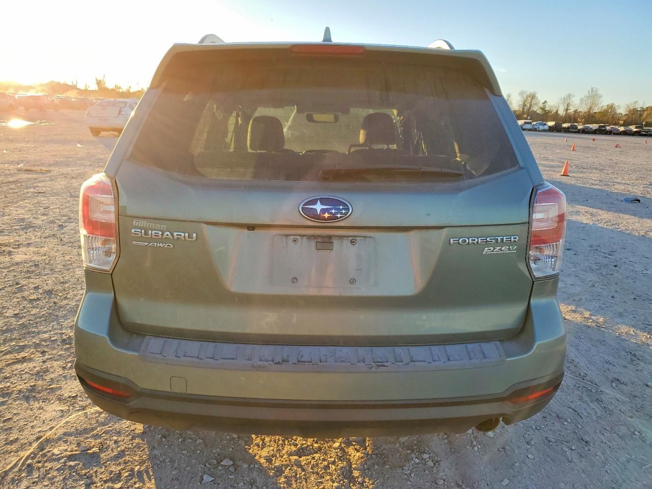 2017 SUBARU FORESTER