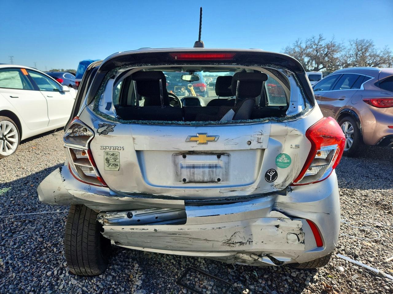2016 CHEVROLET Spark